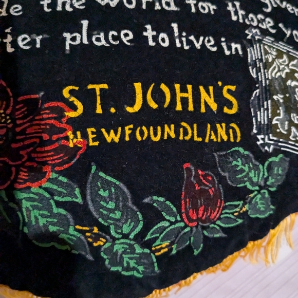 VTG St John's Newfoundland black velvet souvenir heart pillow fringe Japan - Picture 7 of 9